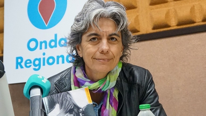 María López Mayol ha trasladado a Teruel su proyecto de terapia con caballos