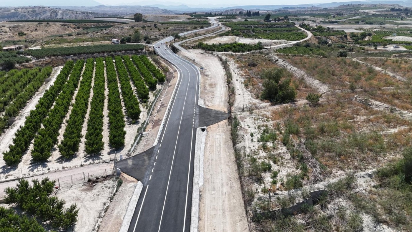 El Gobierno regional licita obras por valor de 9,2 millones para mejorar carreteras en nueve municipios