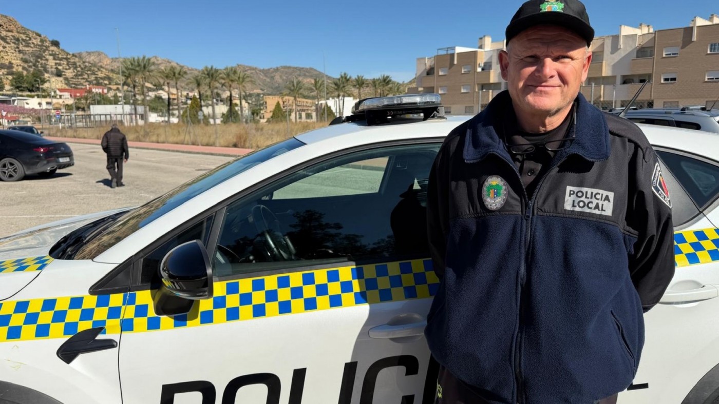 REPORTAJE/ El último auxiliar de policía local de la Región encara la jubilación