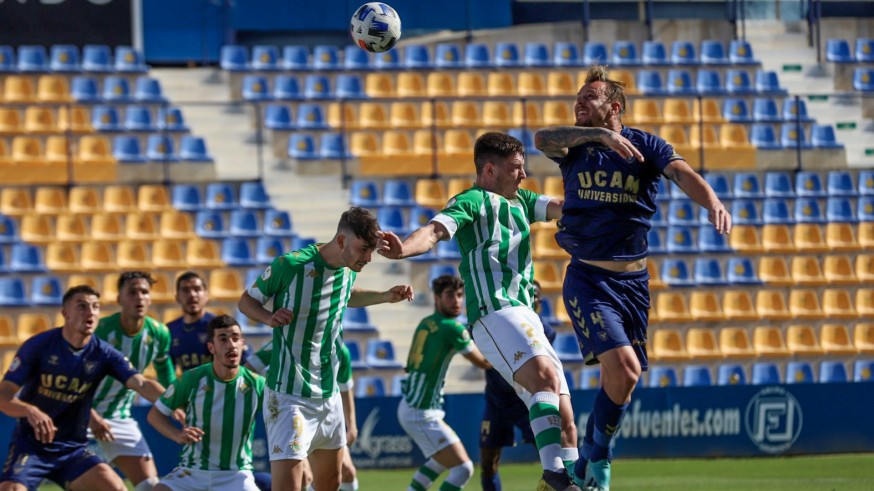 El UCAM sigue atascado y empata 1-1 frente al Betis Deportivo