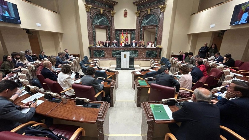 La Asamblea Regional exige auditar el cribado de cáncer de mama