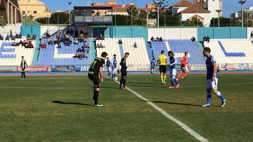 El Melilla vence 2-0 al Cartagena