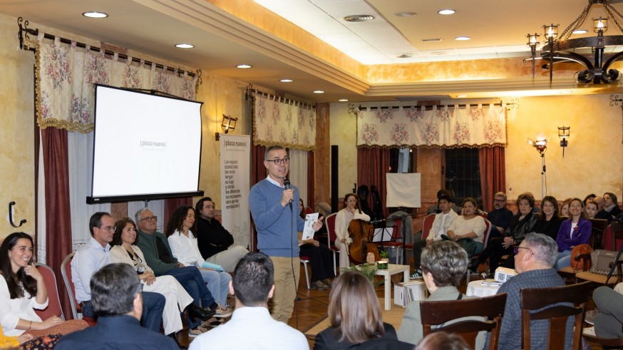 ´Plaza Nueva´, en Caravaca, se interesa por la voz más necesaria y la de todos