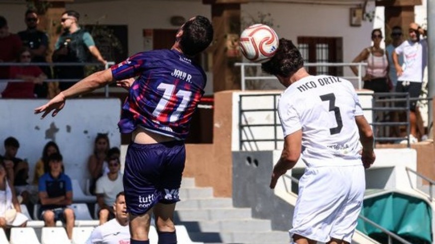 El Yeclano rescata un punto ante la Penya Deportiva (1-1)