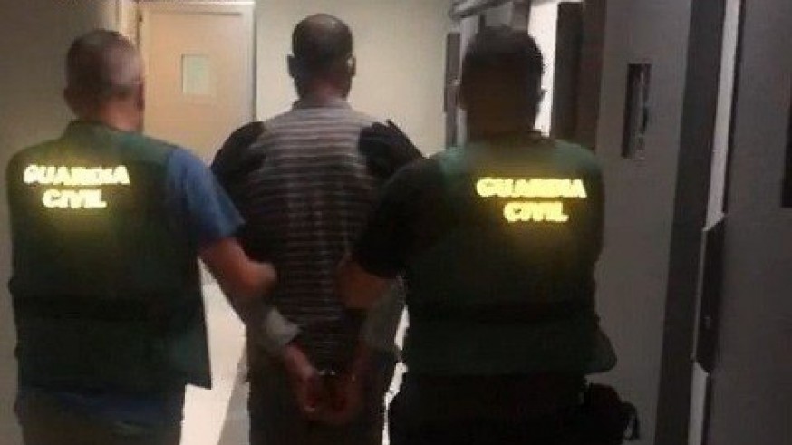 Detención del individuo que mantenía retenida a la mujer