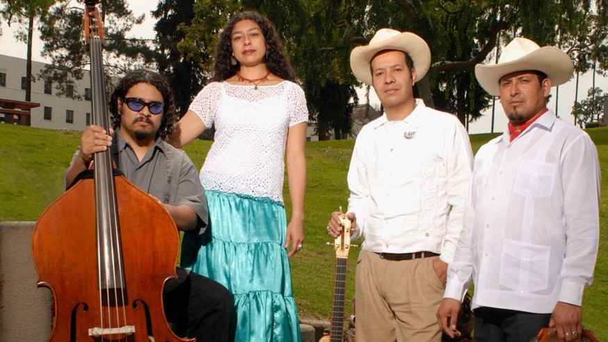 A la luna de Barranda cierra ciclo con el grupo mexicano Son de Madera