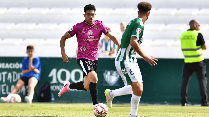 Dacosta: "El Cartagena debe exigirse estar arriba y pelear por el ascenso"