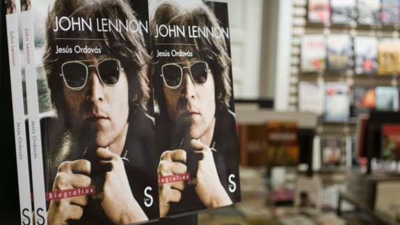 40 HORAS BEATLES. Jesús Ordovás, autor de una biografía de Lennon, clausura el homenaje