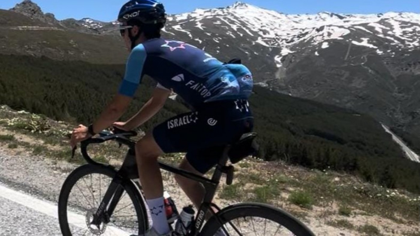 Álvaro García: "Voy al Giro a disfrutar y a aprender"