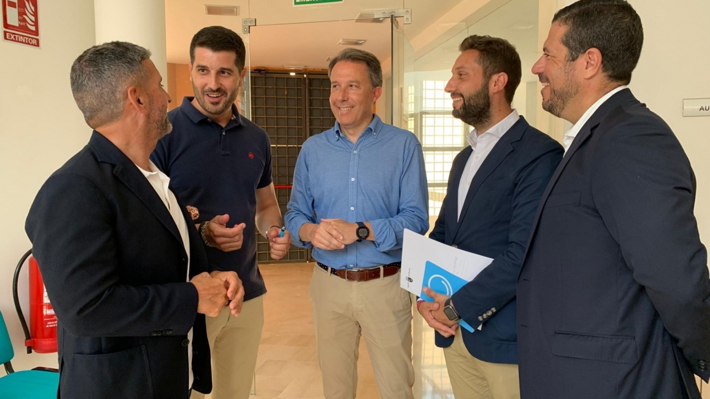 El ayuntamiento clausura dos locales de celebraciones en Molina esta semana