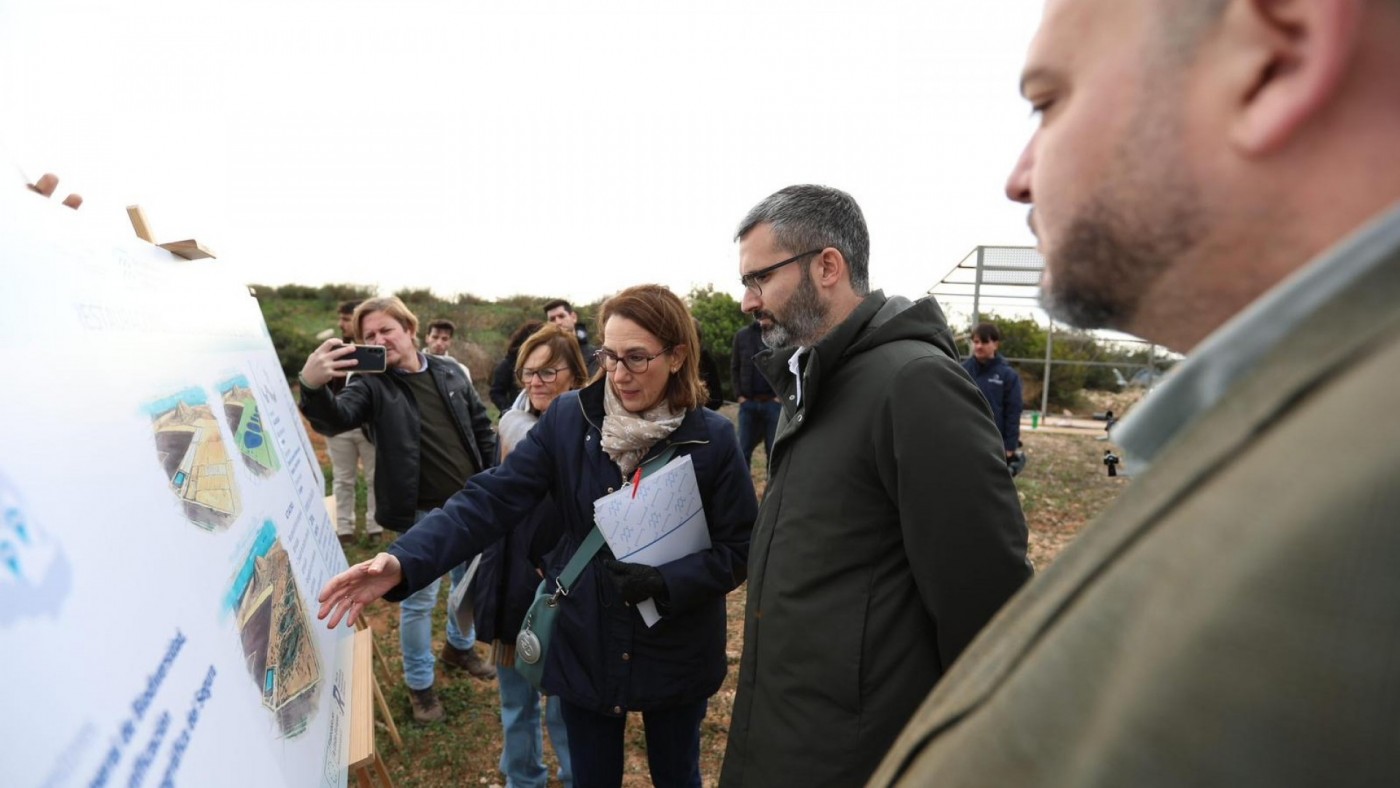 La renaturalización de una finca en El Carmolí marca el comienzo de la recuperación del Mar Menor