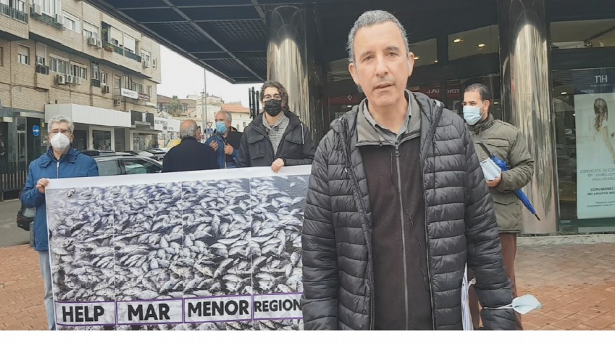 Podemos plantea cambiar superficies de cultivo por paneles solares