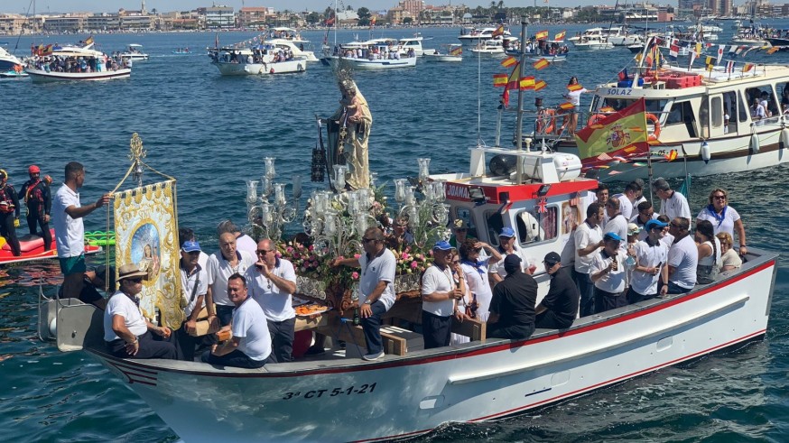 Especial Virgen del Carmen. Unas 150 embarcaciones se suman a la procesión marítima 