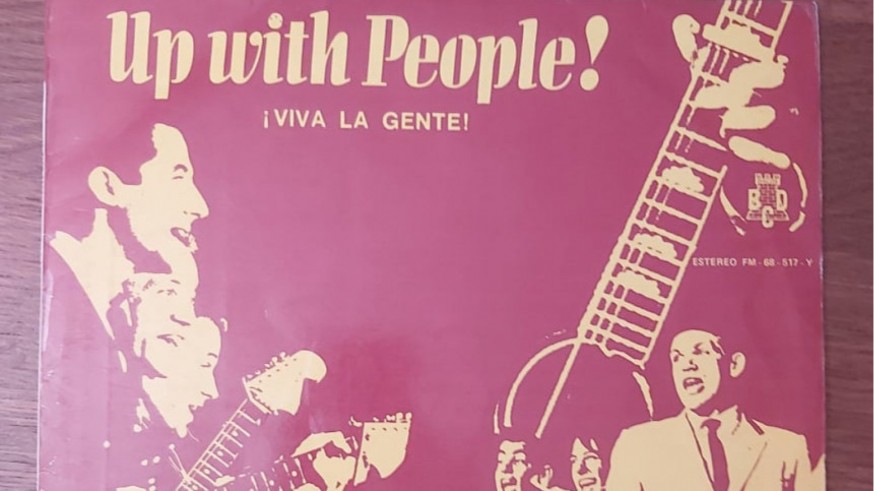 EL GUATEQUE. Viva la Gente (Up with People), imagen alegre de un movimiento musical lanzado en EEUU