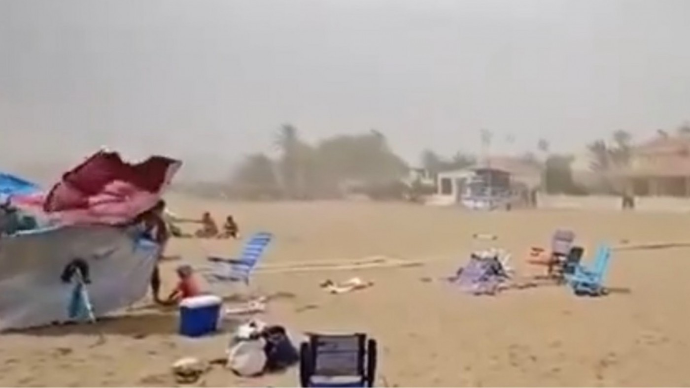 Un reventón térmico sorprende este sábado a los bañistas de Mazarrón