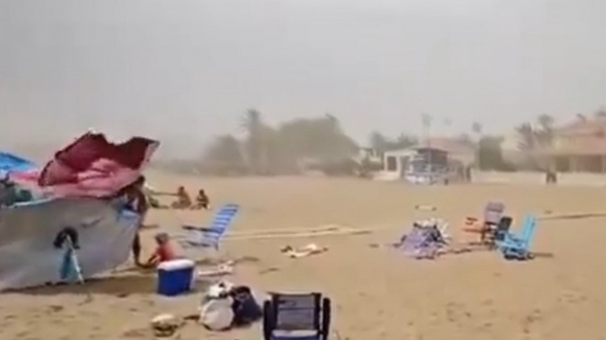 Un reventón térmico sorprende este sábado a los bañistas de Mazarrón