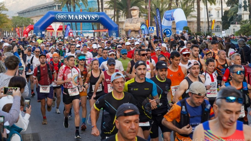 DIRECTO | 5.000 personas recorren Cartagena en la XIV Ruta de las Fortalezas