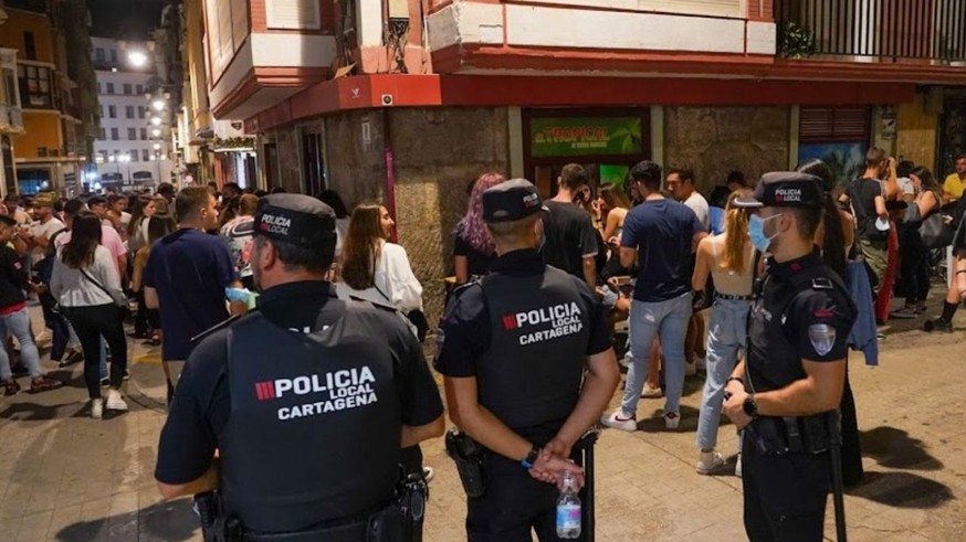 El PSOE de Cartagena denuncia el incumplimiento del plan de refuerzo de verano de la policía local