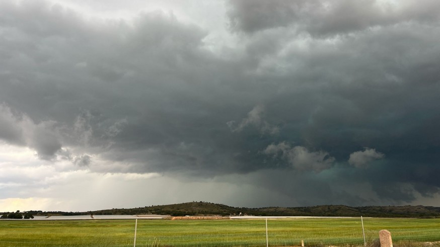 La AEMET activa el aviso amarillo por lluvias y tormentas, excepto en el Valle del Guadalentín 