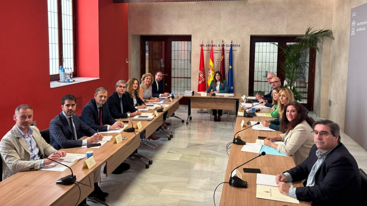 Murcia licita el nuevo modelo de transporte público