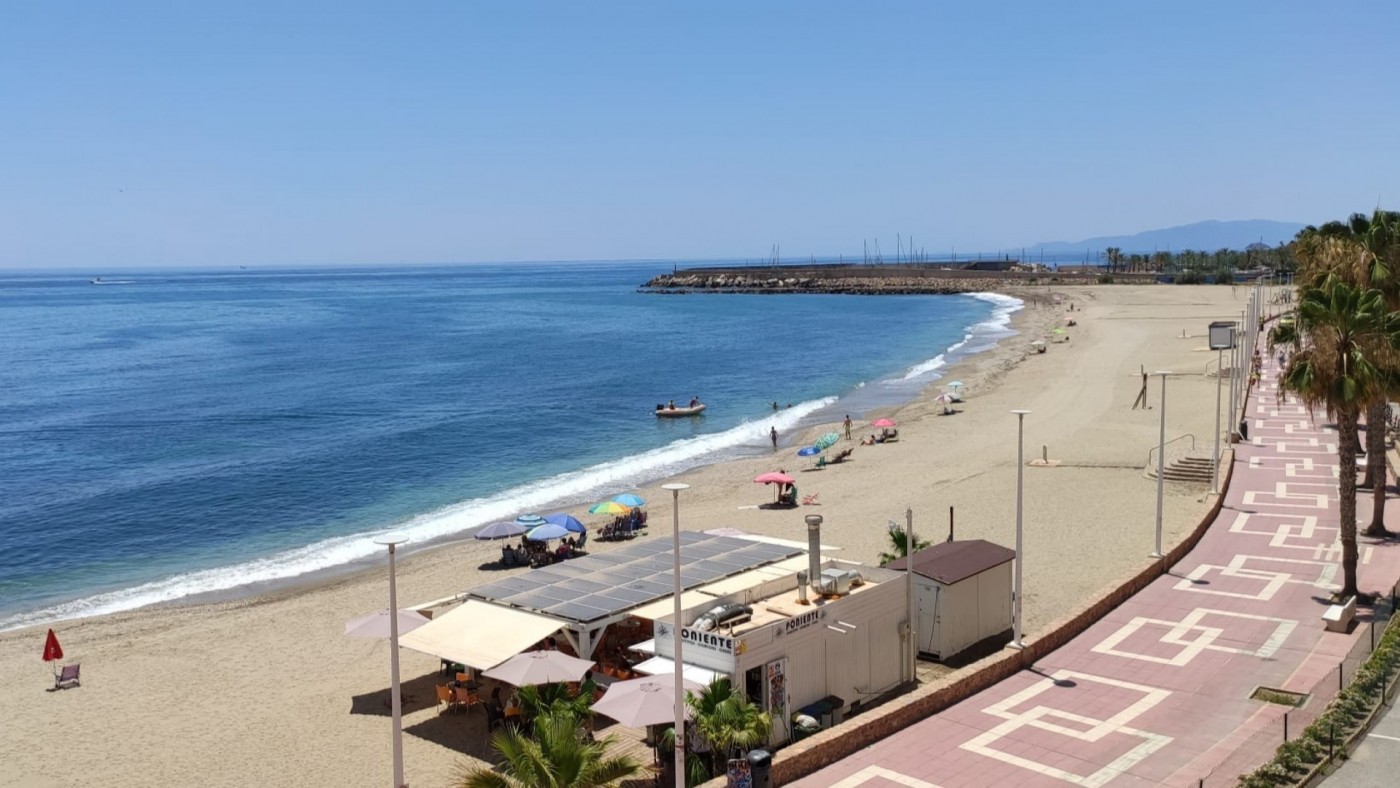 La Comunidad responsabiliza al ayuntamiento de Águilas del vertido a las playas desde la EDAR
