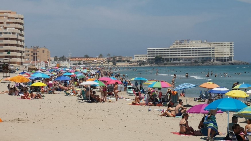 Crece un 2 % el empleo en el sector turístico regional