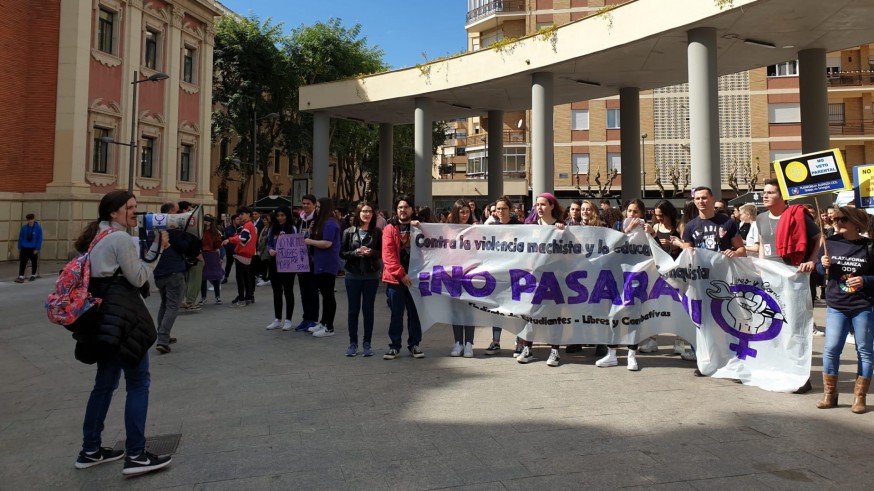 Manifestación de los estudiantes en la Plaza de la Universidad. ORM