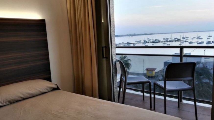 Aumentan las cancelaciones en hoteles del Mar Menor por el riesgo de anoxia