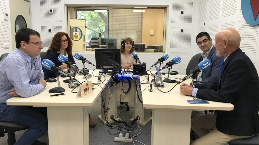 Tertulia con los diputados en Onda Regional