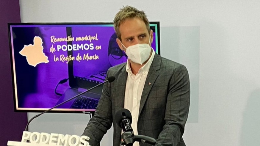 La normativa de admisión de alumnos podría caer en prevaricación según Podemos