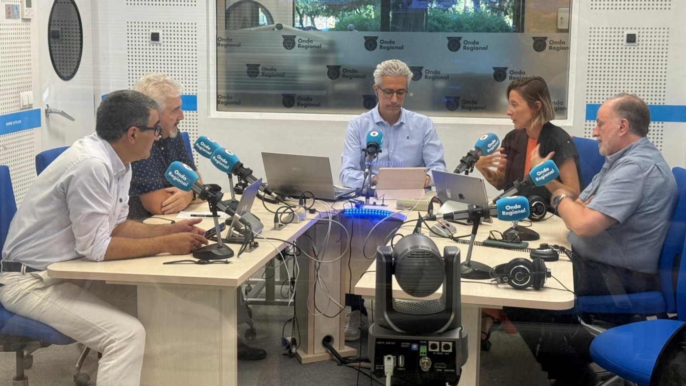 Belén Unzurrunzaga, José Carlos Vicente, Miguel López-Morell y Pedro Juan Martín analizan las noticias del día en Onda Regional