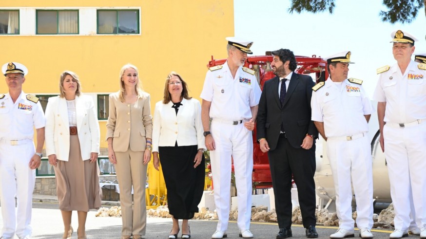 El Rey visita el Cuartel General de la Fuerza de Acción Marítima en Cartagena
