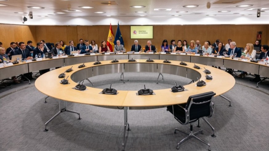 La Región también pide aplazar el Consejo de Política Fiscal y Financiera