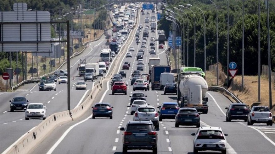 Normalidad en las carreteras en plena operación especial de tráfico