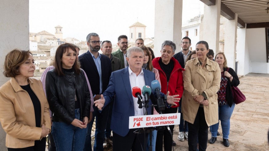Velez: "Mejorar las pensiones de las amas de casa es de justicia"