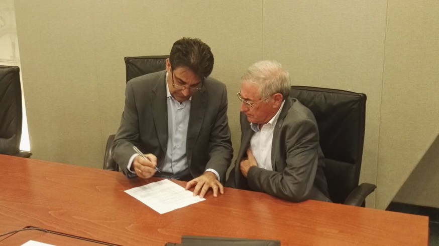 Julio Mas y Juan Albaladejo comparecen en la Comisión del Mar Menor