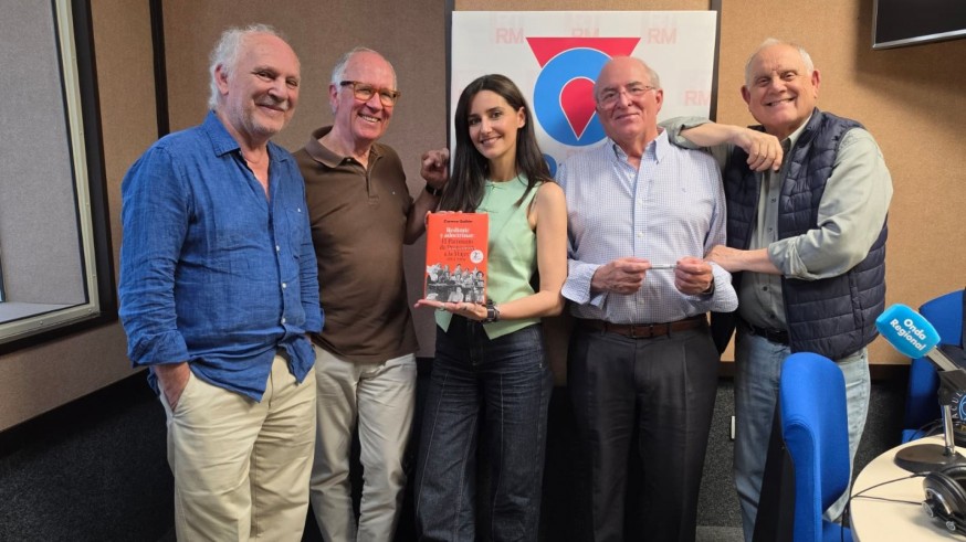 Con la escritora Carmen Guillén