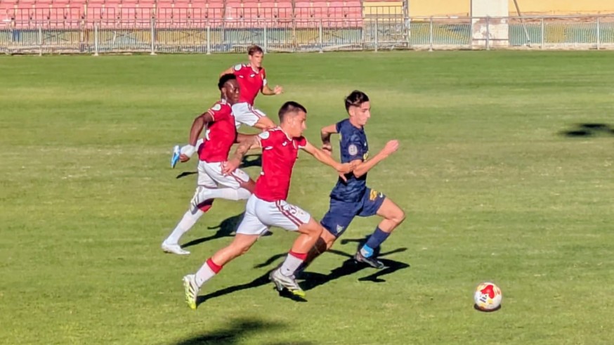 El Imperial se pone líder a costa del UCAM B (1-3)