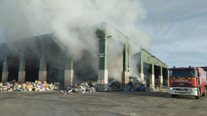 Incendio en el Centro de Gestión de Residuos de Lorca 