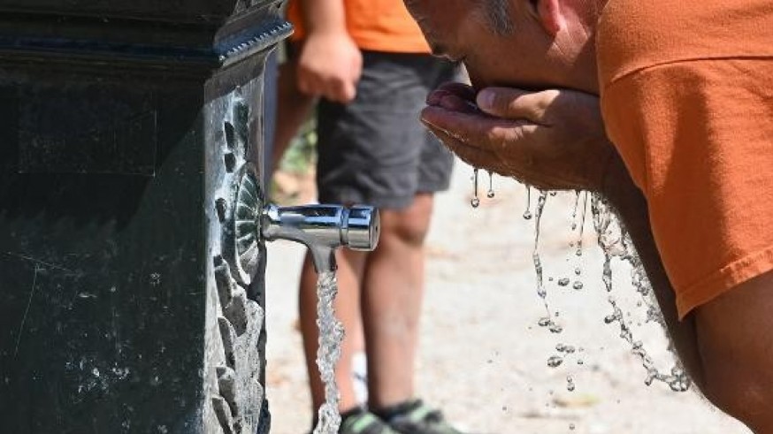Las fuentes públicas de agua potable no llegan a todas las zonas de la capital