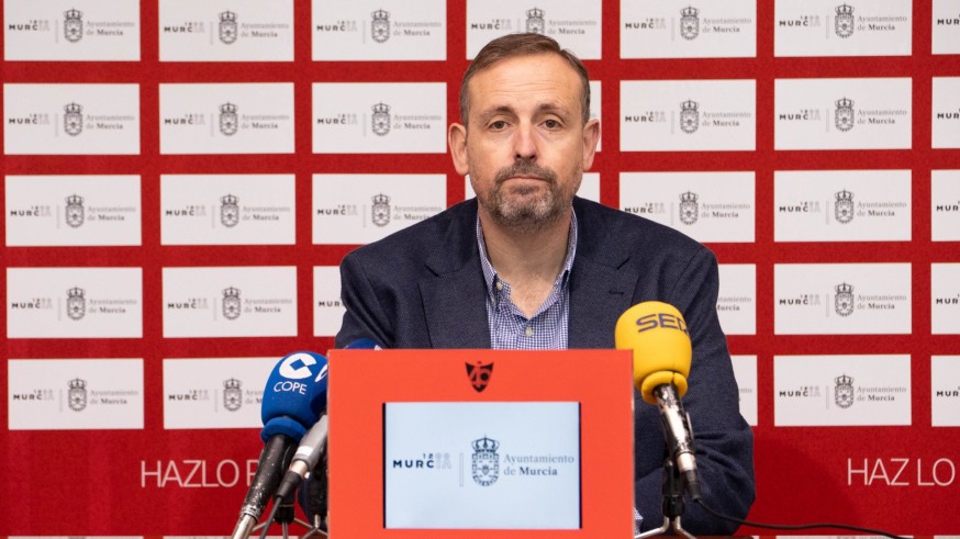 Alejandro Gómez: "No vivo con cobardía la posible salida de un jugador"