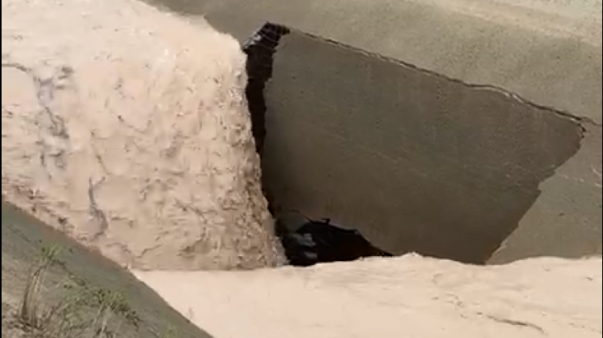 Rotura del canal del trasvase en Los Valientes (Molina)