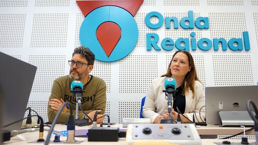 En Entrando en profundidades hablamos con los senadores murcianos por designación autonómica Miguel Sánchez y Lourdes Retuerto