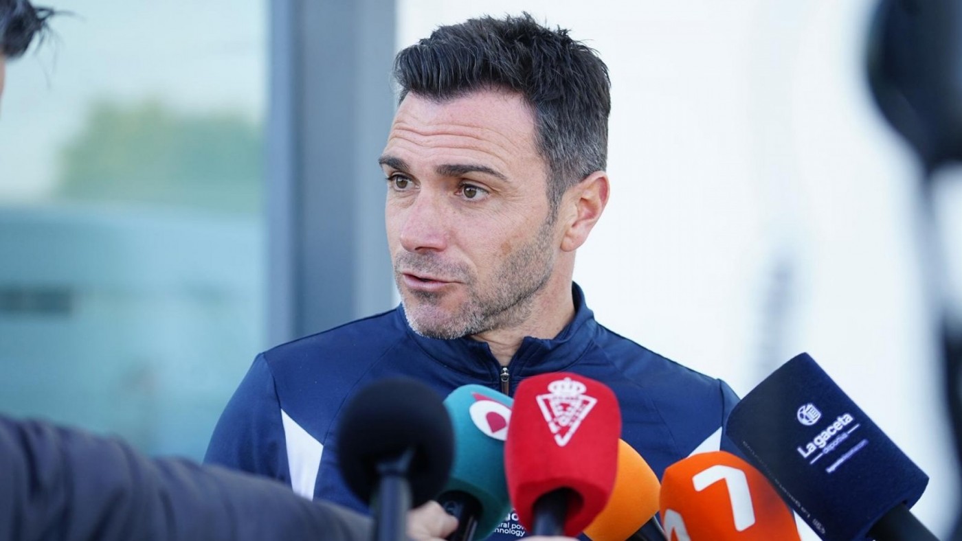 Colunga: "Con los fichajes sube el nivel del Real Murcia"