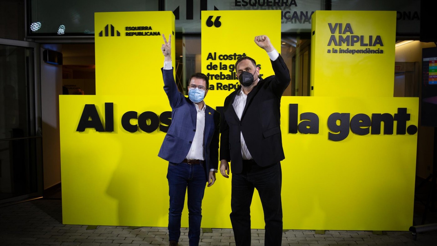 Pere Aragonès, junto al líder de ERC, Oriol Junqueras