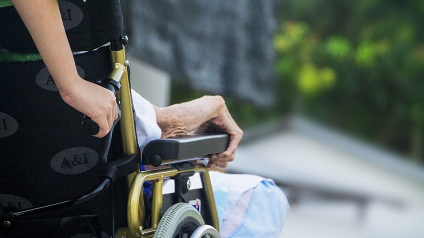 Un sexagenario apuñala a un compañero en una residencia de mayores 