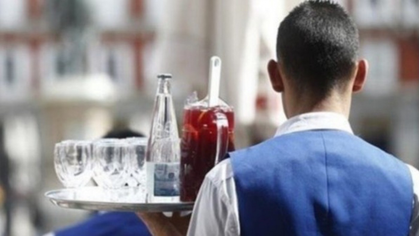 La Audiencia de Murcia rebaja a una multa la condena a un camarero acusado de robar en un bar de Santiago de la Ribera