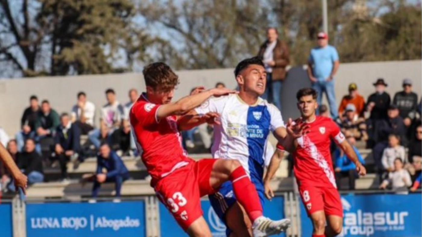 La Unión no puede con el filial del Sevilla (1-3)