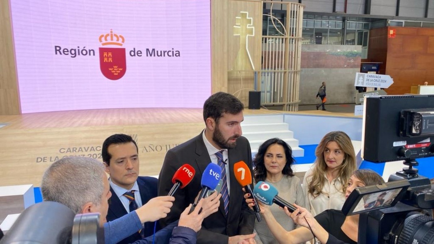 Antelo reivindica a AENA una gestión "eficaz" para el Aeropuerto Internacional Región de Murcia