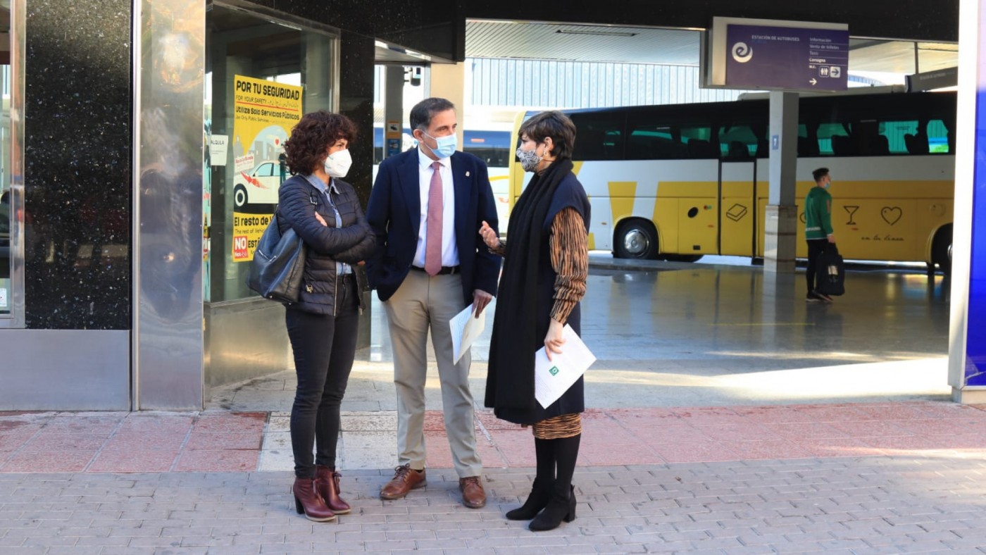 Murcia, Beniel y Santomera exigen mantener el servicio de autobuses como hasta ahora 
